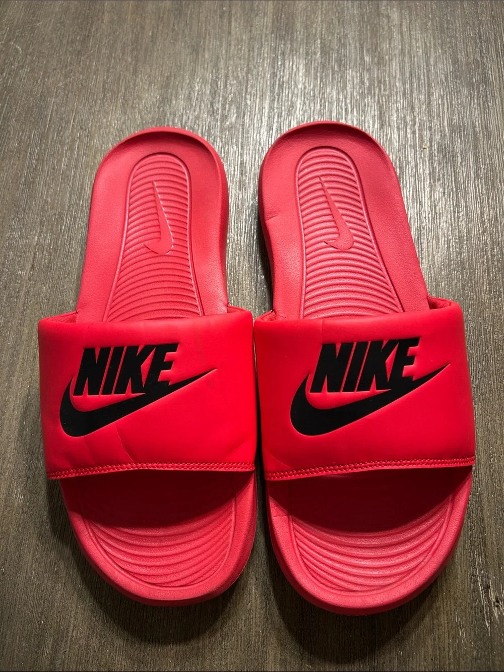 Nike Victori One Foam Slide Red Black Men's Size 12, Like New.